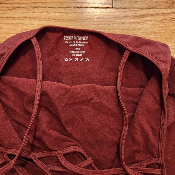 Zenana Outfitters Seamless Rust Camisole 1X/2X - Picture 3 of 4